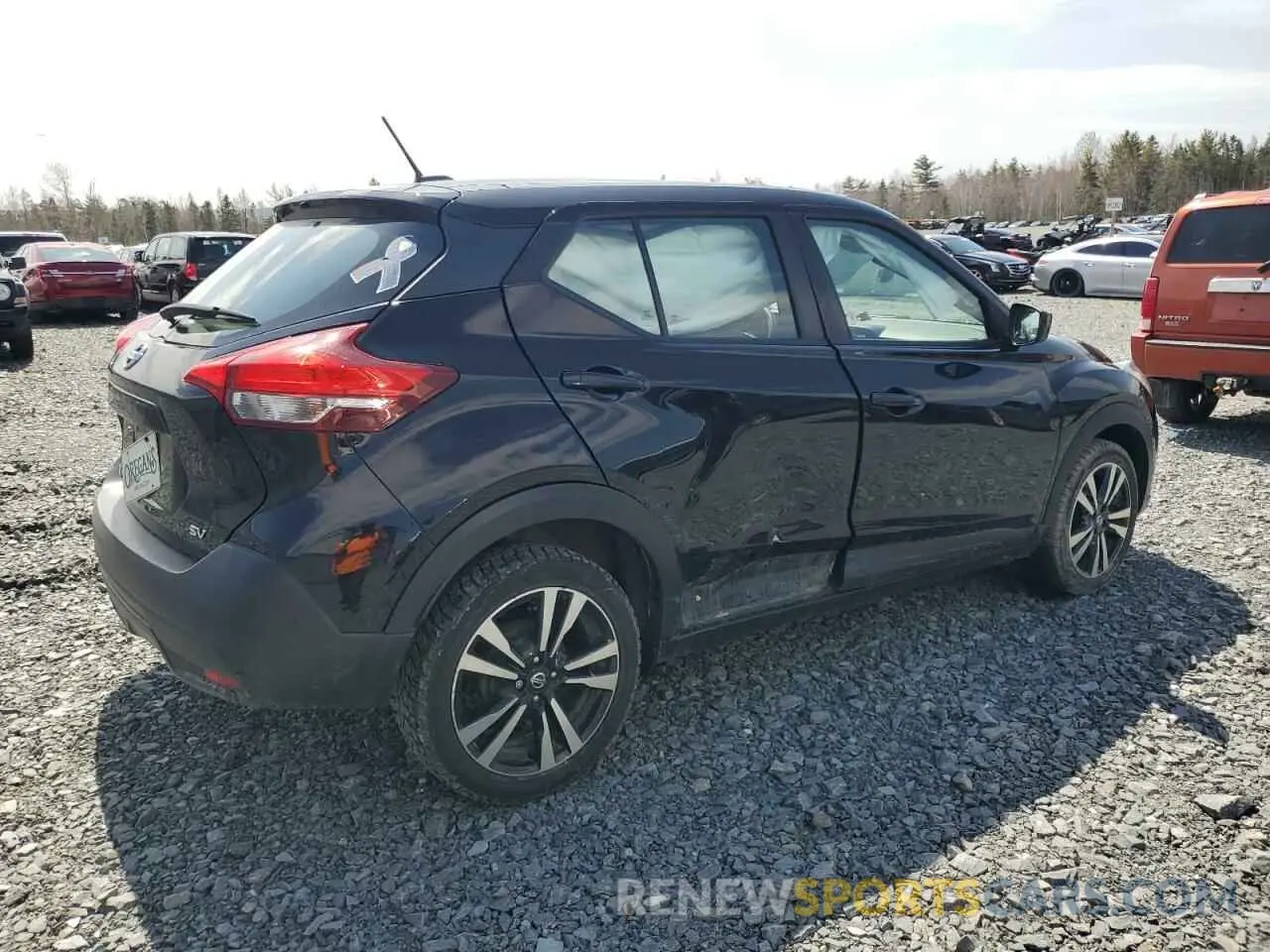 3 fotografías del automóvil dañado 3N1CP5CU0KL555771 NISSAN KICKS 2019