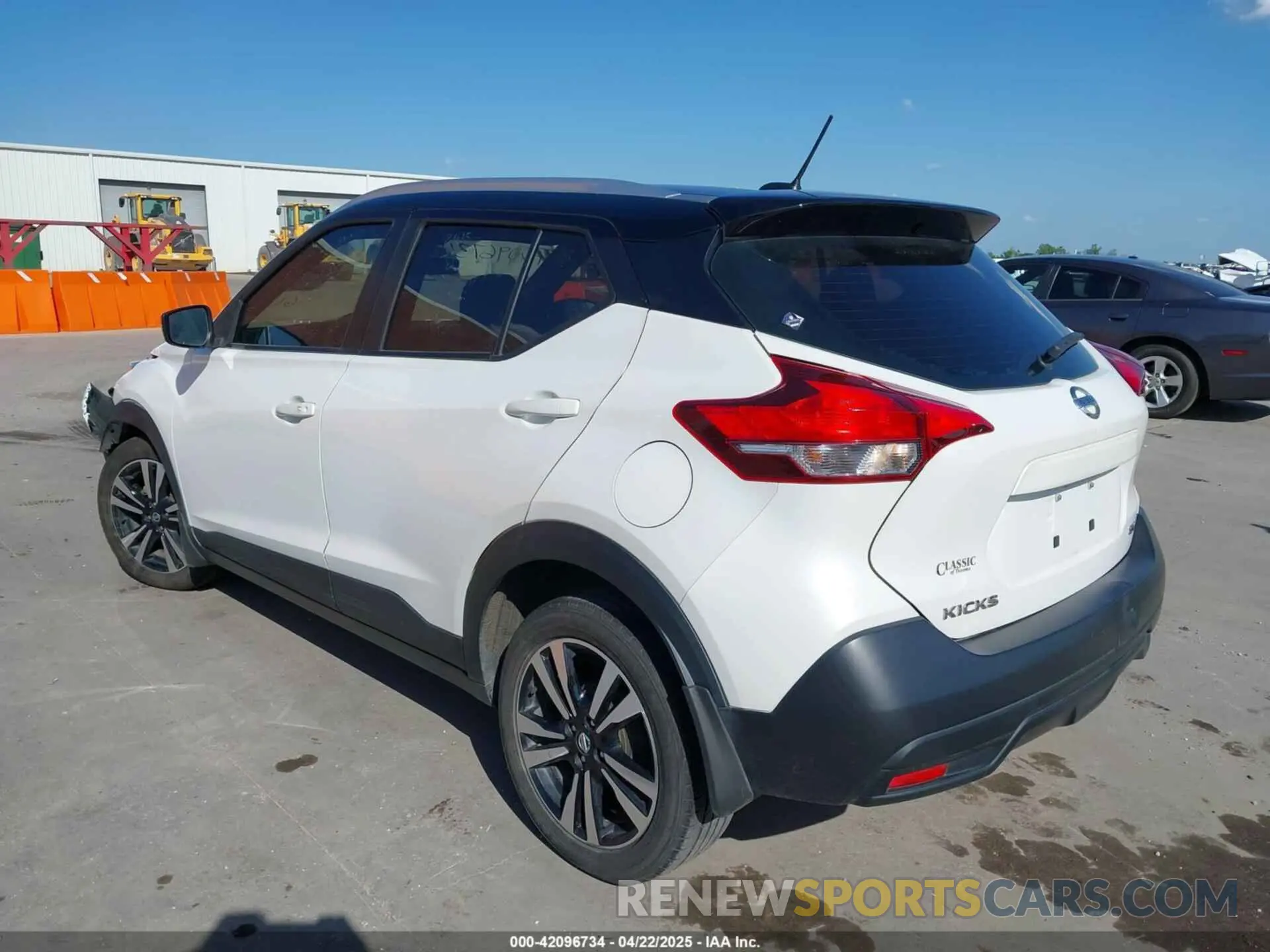3 fotografías del automóvil dañado 3N1CP5CU1KL517109 NISSAN KICKS 2019