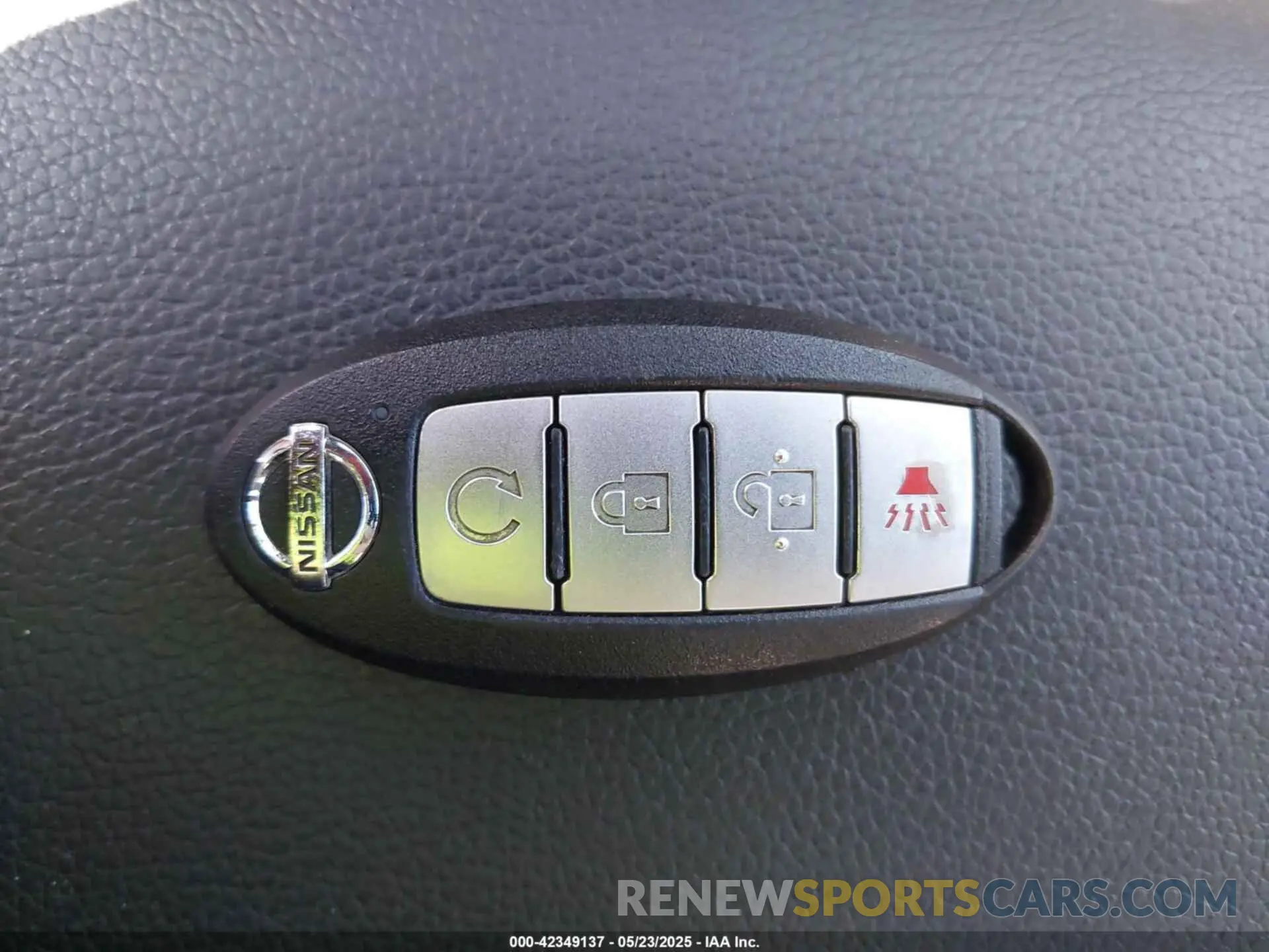 11 fotografías del automóvil dañado 3N1CP5CU1KL567444 NISSAN KICKS 2019