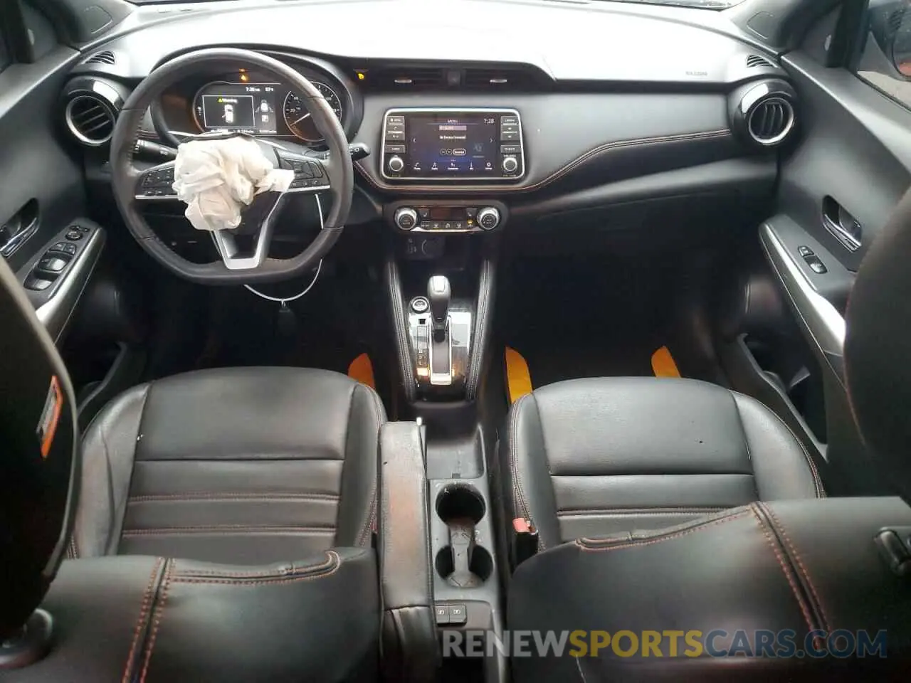 8 fotografías del automóvil dañado 3N1CP5CU2KL491930 NISSAN KICKS 2019