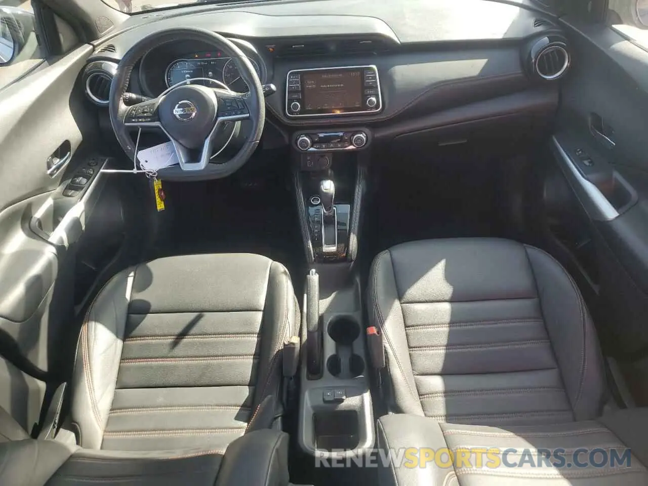 8 fotografías del automóvil dañado 3N1CP5CU2KL502036 NISSAN KICKS 2019