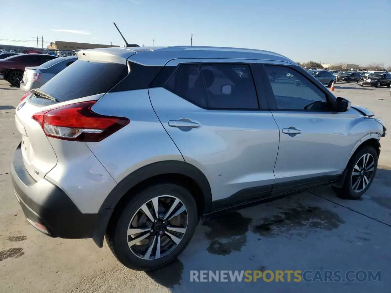 3 fotografías del automóvil dañado 3N1CP5CU2KL509424 NISSAN KICKS 2019