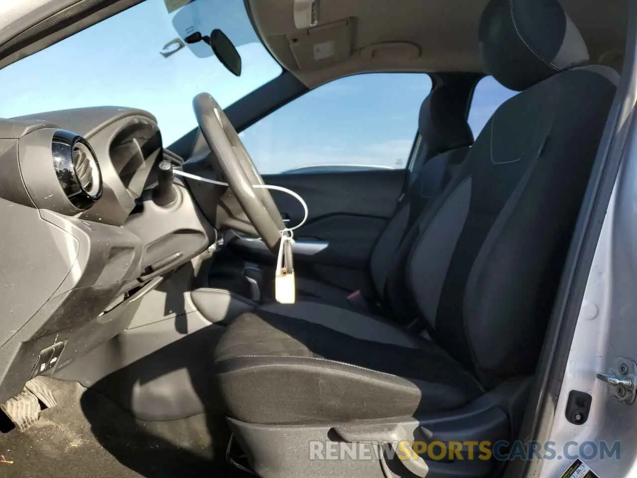 7 fotografías del automóvil dañado 3N1CP5CU2KL509424 NISSAN KICKS 2019