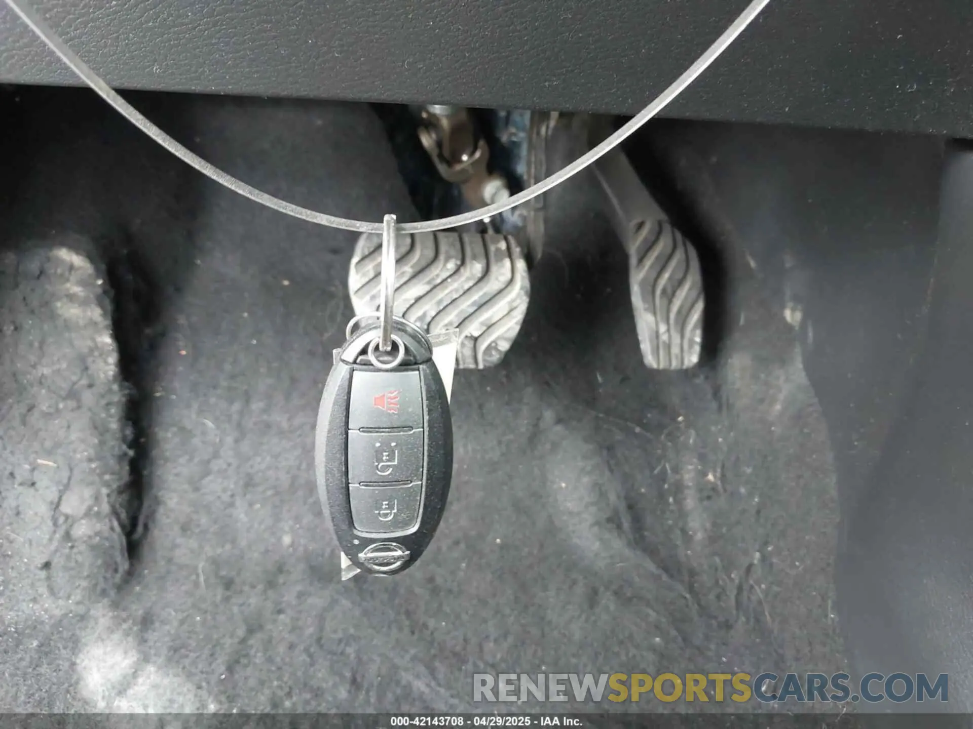 11 fotografías del automóvil dañado 3N1CP5CU2KL548725 NISSAN KICKS 2019