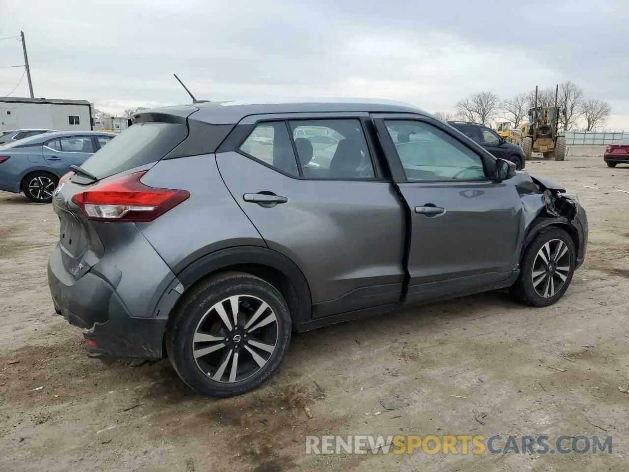 3 fotografías del automóvil dañado 3N1CP5CU2KL553374 NISSAN KICKS 2019