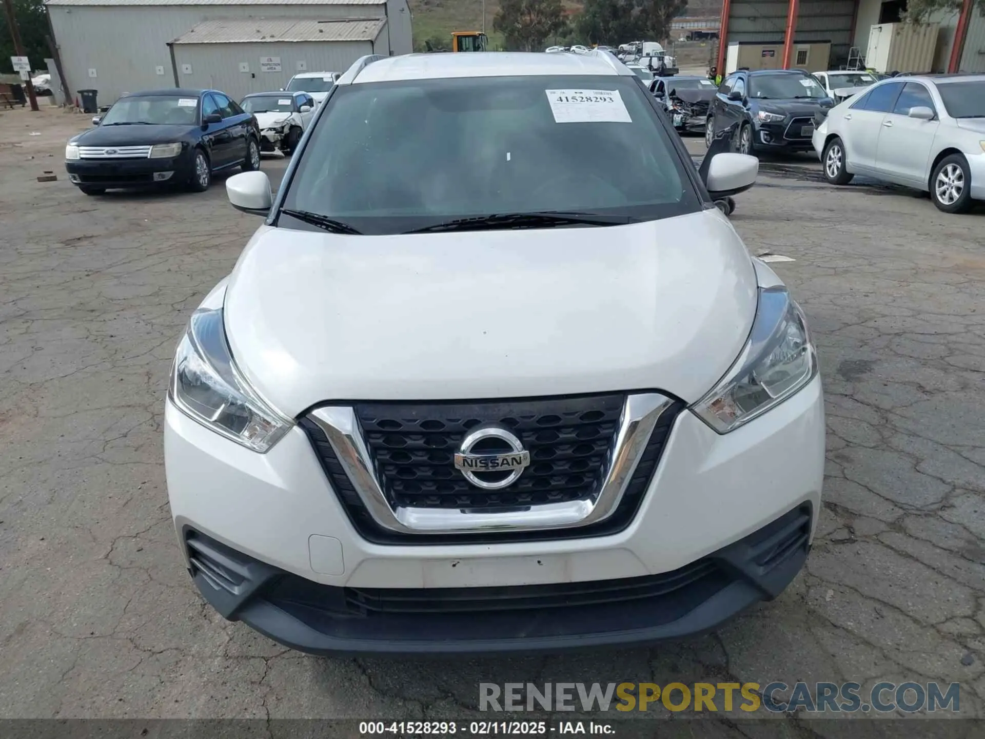 12 fotografías del automóvil dañado 3N1CP5CU2KL559112 NISSAN KICKS 2019