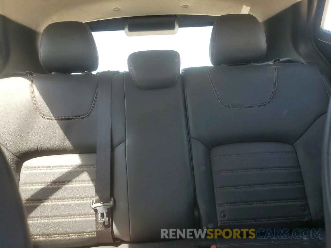 10 fotografías del automóvil dañado 3N1CP5CU2KL567453 NISSAN KICKS 2019
