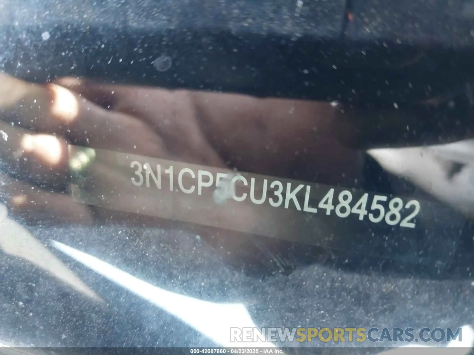 17 fotografías del automóvil dañado 3N1CP5CU3KL484582 NISSAN KICKS 2019