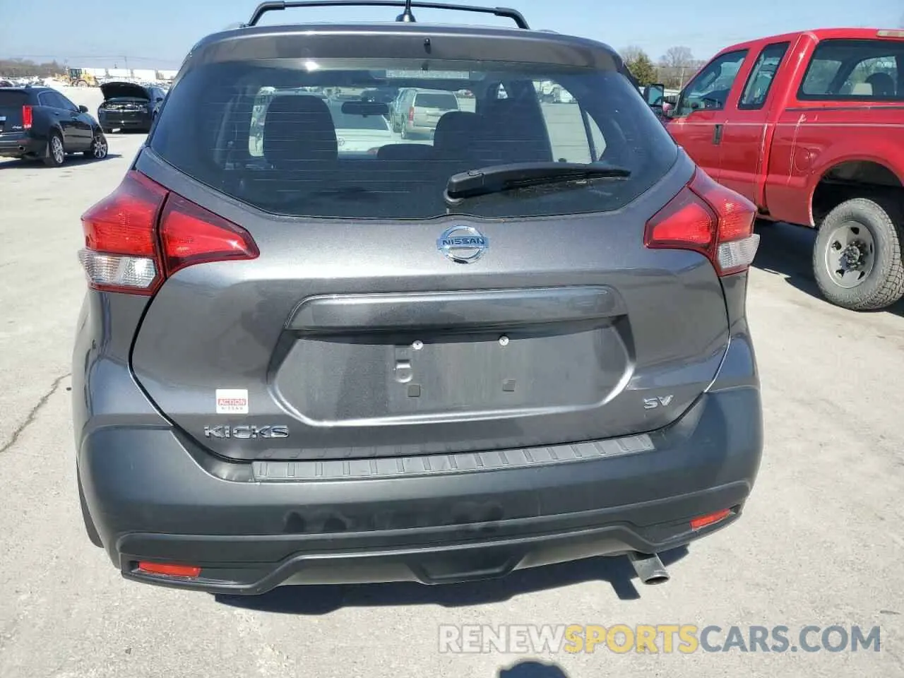 6 fotografías del automóvil dañado 3N1CP5CU3KL496201 NISSAN KICKS 2019