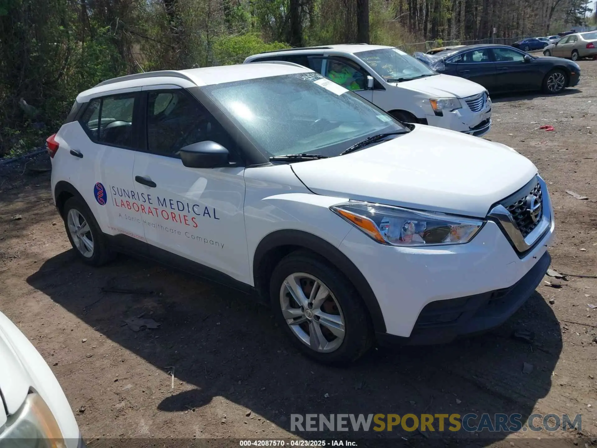 1 fotografías del automóvil dañado 3N1CP5CU3KL500277 NISSAN KICKS 2019
