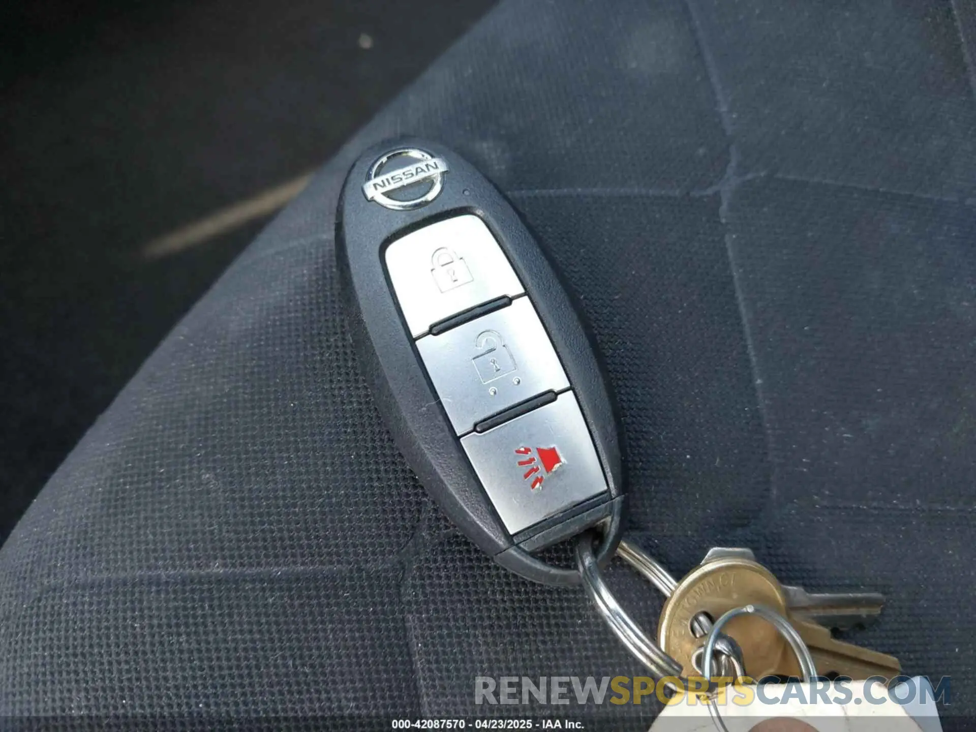 11 fotografías del automóvil dañado 3N1CP5CU3KL500277 NISSAN KICKS 2019