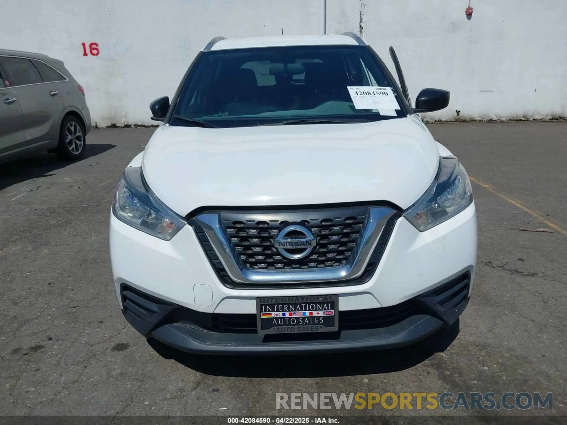 11 fotografías del automóvil dañado 3N1CP5CU3KL518777 NISSAN KICKS 2019
