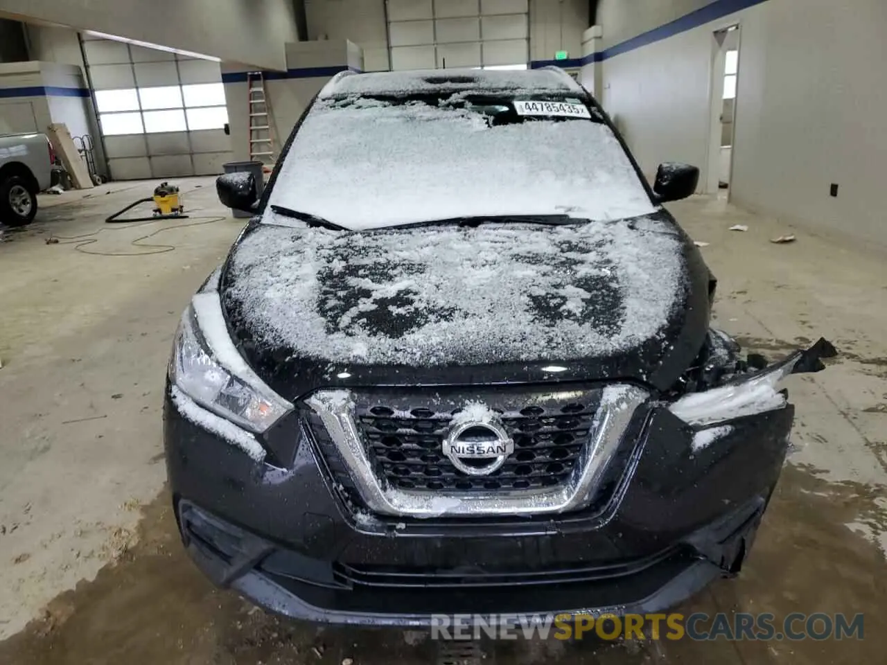 5 fotografías del automóvil dañado 3N1CP5CU3KL542819 NISSAN KICKS 2019