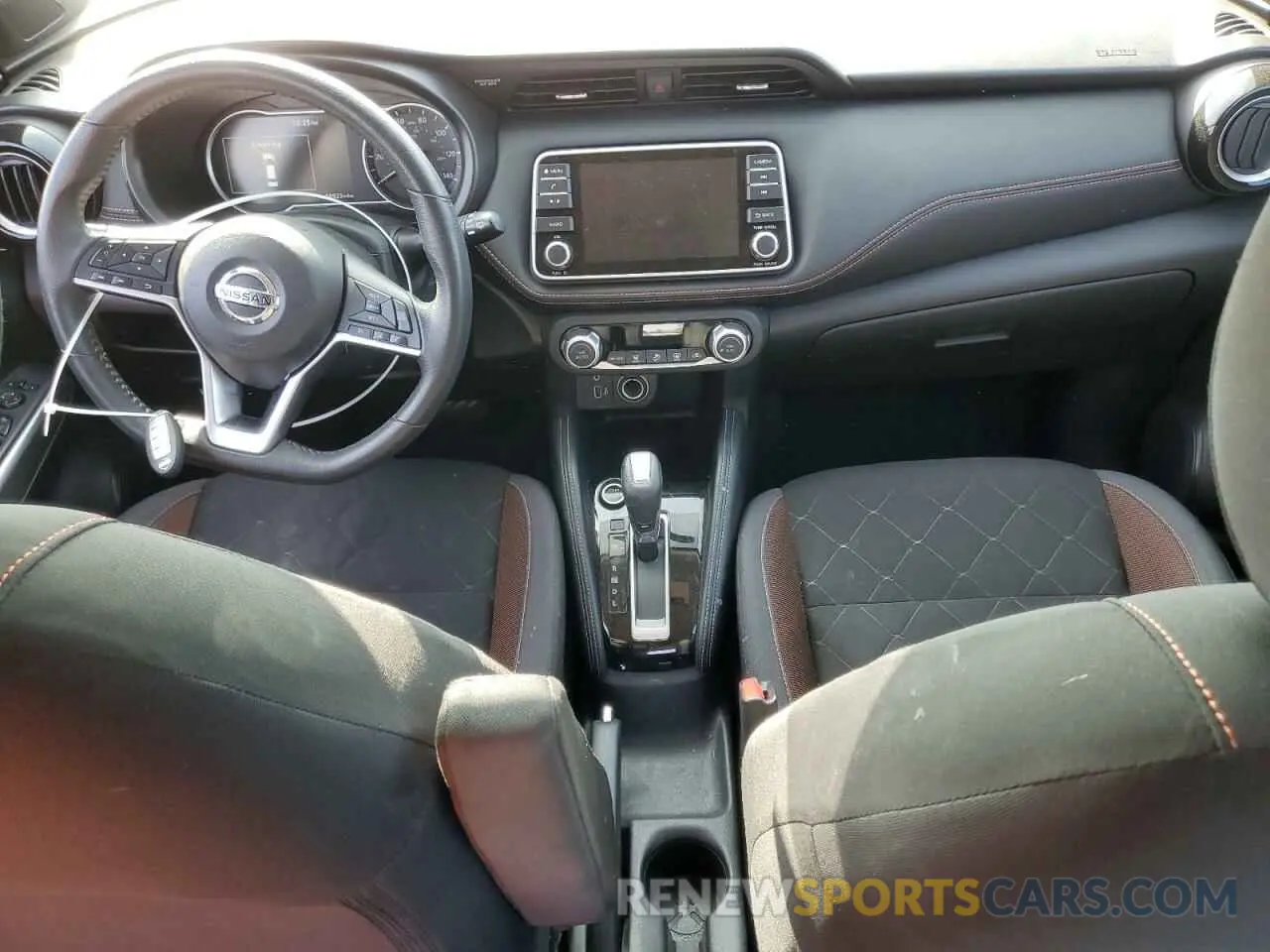 8 fotografías del automóvil dañado 3N1CP5CU4KL491962 NISSAN KICKS 2019