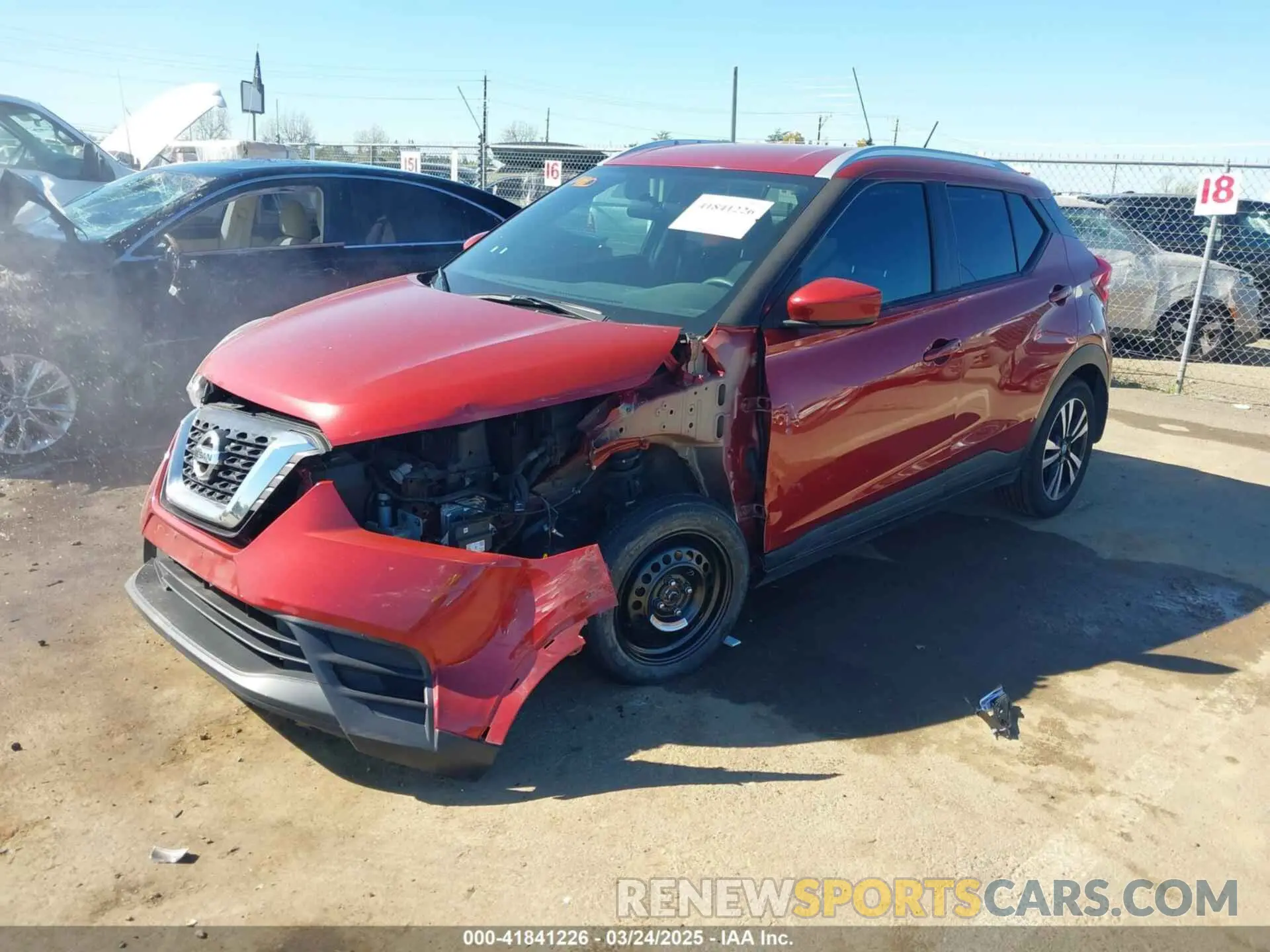 2 fotografías del automóvil dañado 3N1CP5CU4KL511255 NISSAN KICKS 2019