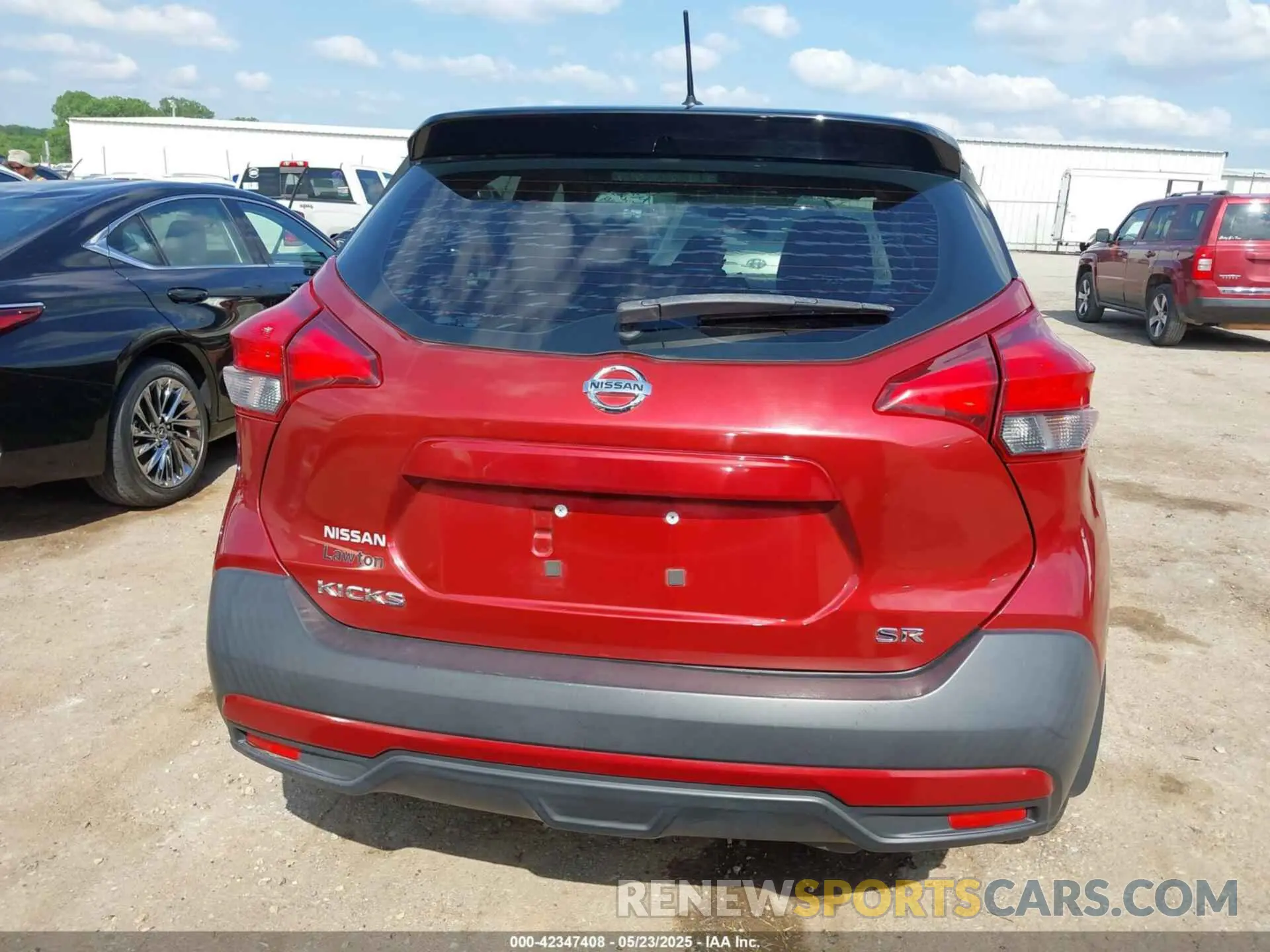 17 fotografías del automóvil dañado 3N1CP5CU4KL517640 NISSAN KICKS 2019