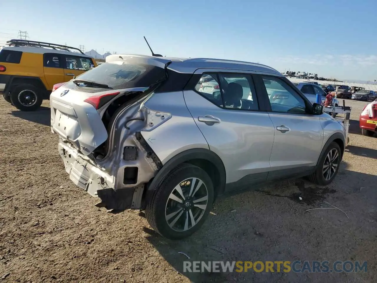 3 fotografías del automóvil dañado 3N1CP5CU4KL535913 NISSAN KICKS 2019