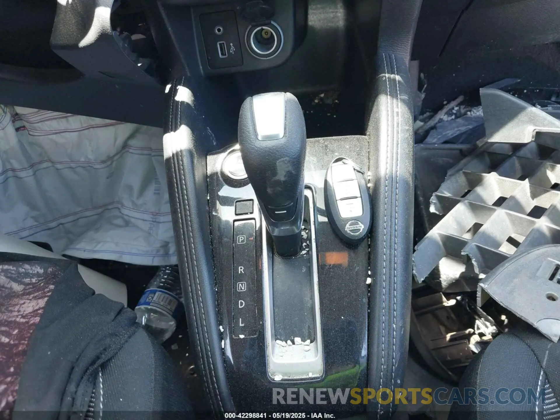 11 fotografías del automóvil dañado 3N1CP5CU5KL481294 NISSAN KICKS 2019