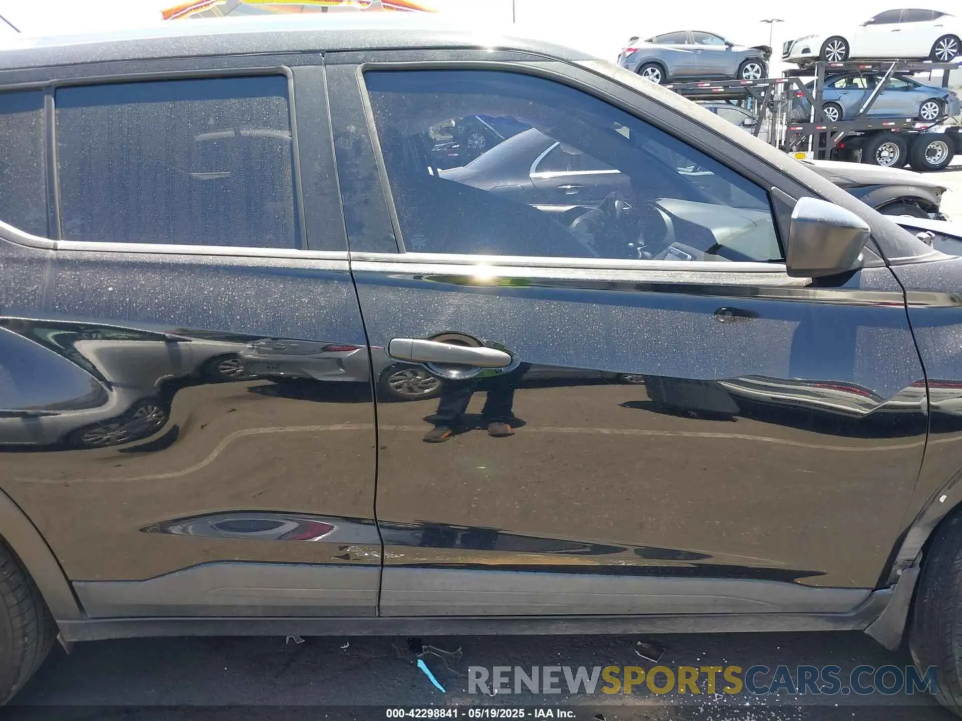 14 fotografías del automóvil dañado 3N1CP5CU5KL481294 NISSAN KICKS 2019