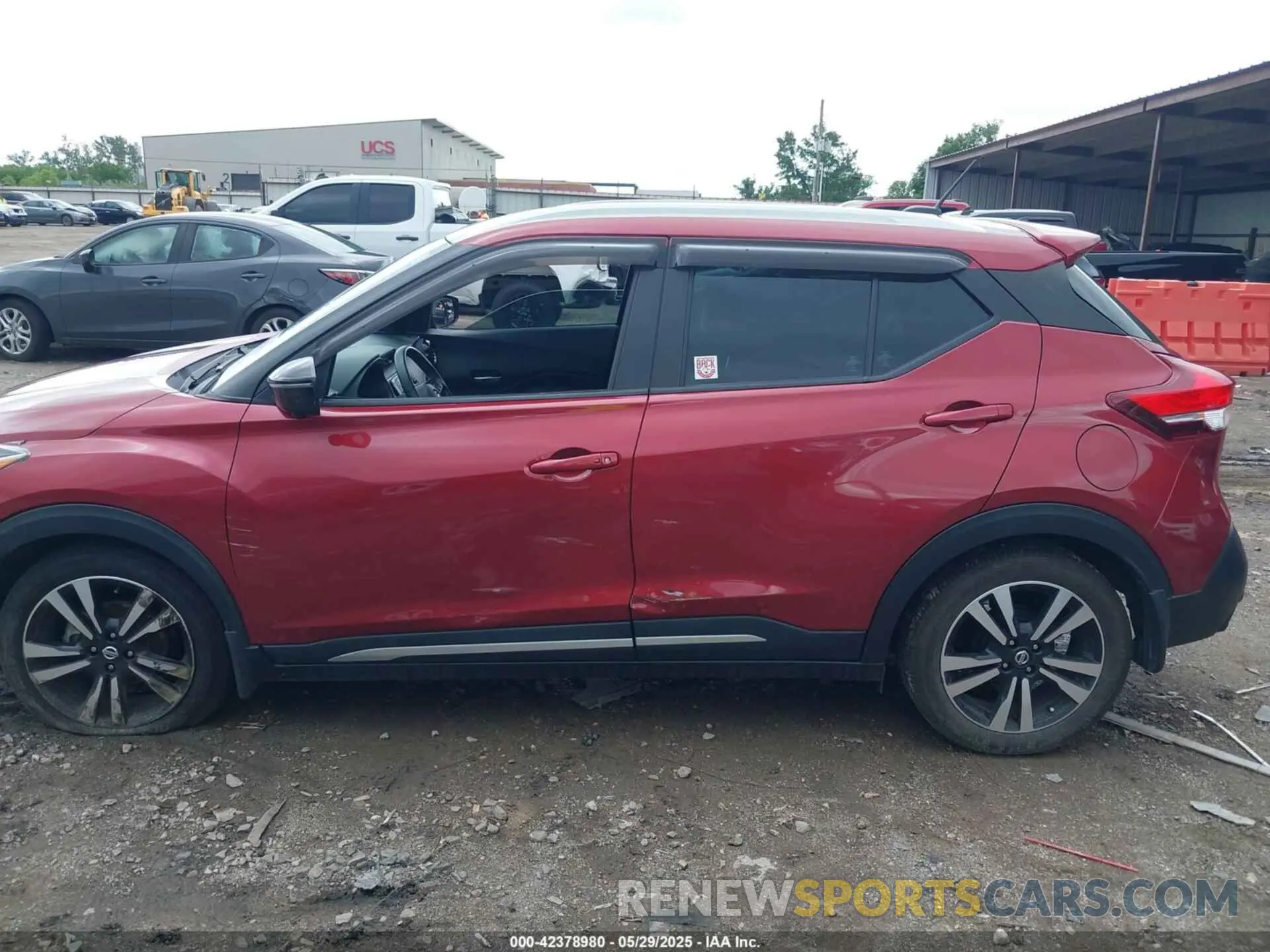 15 fotografías del automóvil dañado 3N1CP5CU5KL482008 NISSAN KICKS 2019