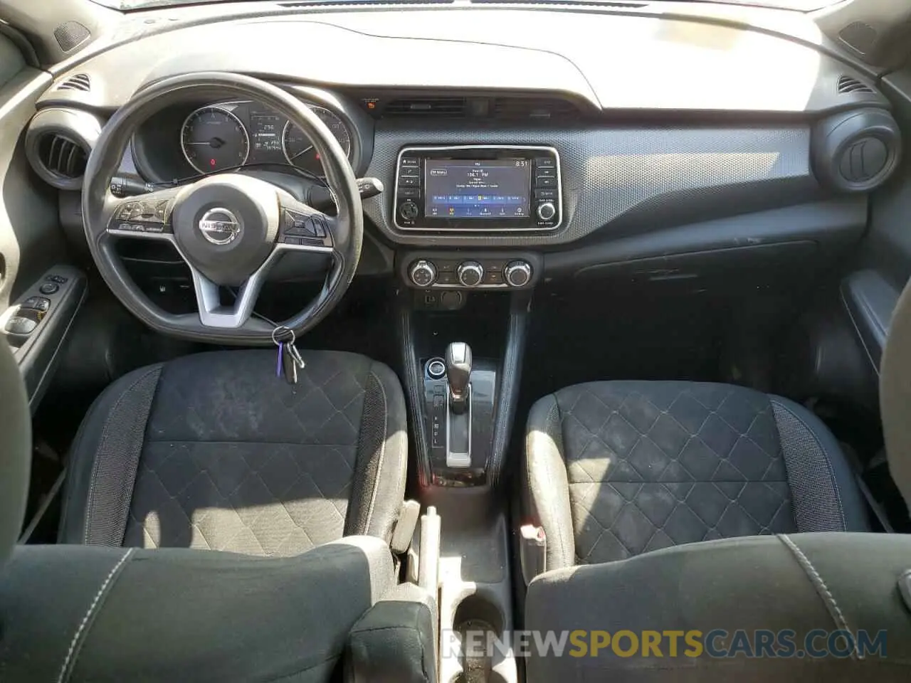 8 fotografías del automóvil dañado 3N1CP5CU5KL483109 NISSAN KICKS 2019