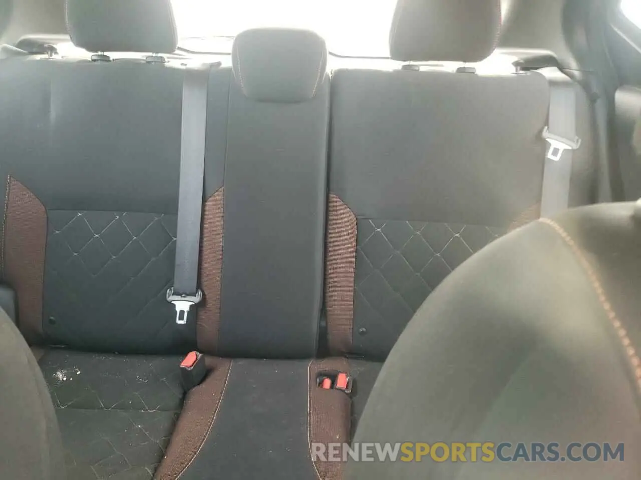 10 fotografías del automóvil dañado 3N1CP5CU5KL483319 NISSAN KICKS 2019