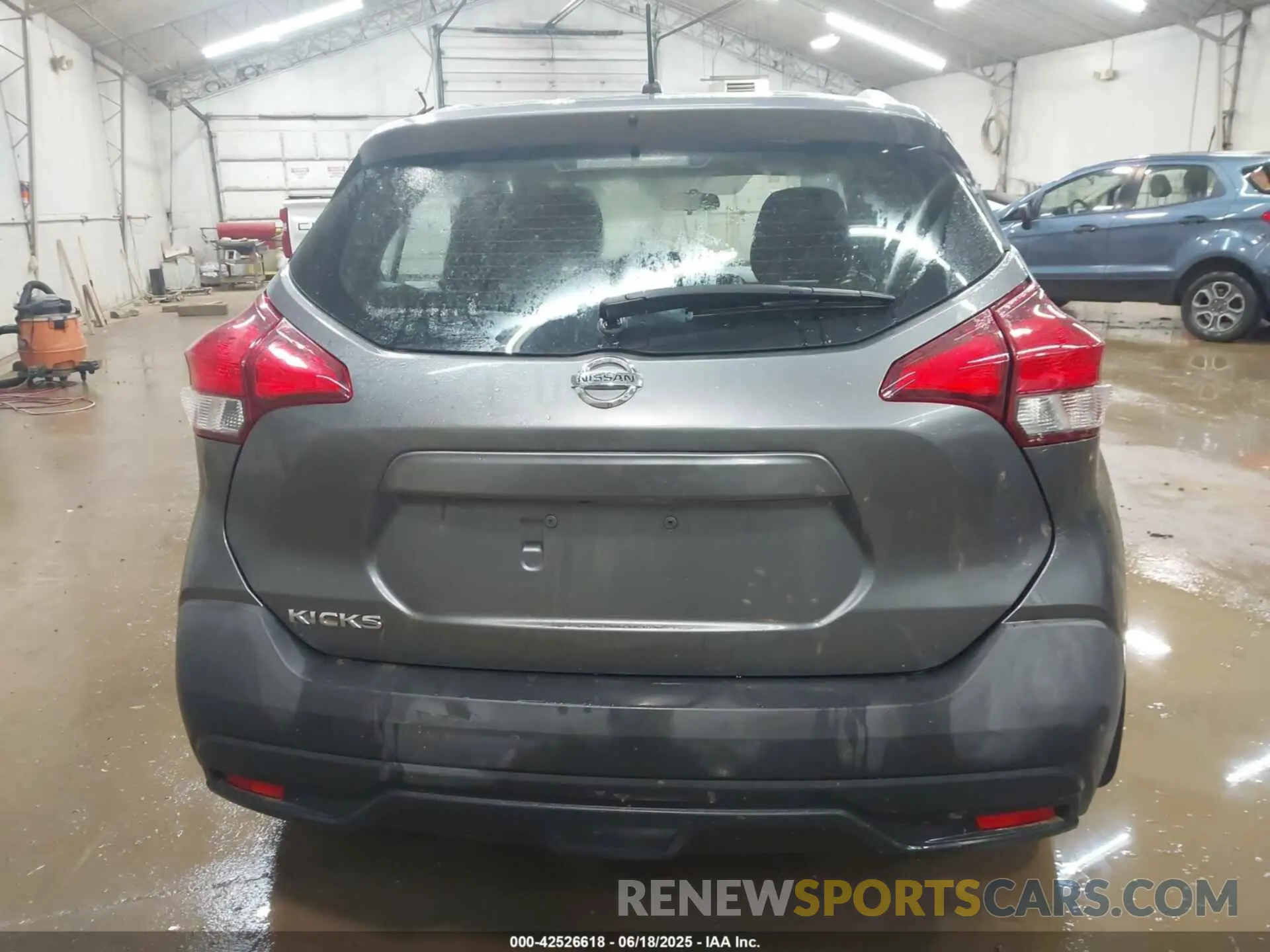 16 fotografías del automóvil dañado 3N1CP5CU5KL492702 NISSAN KICKS 2019