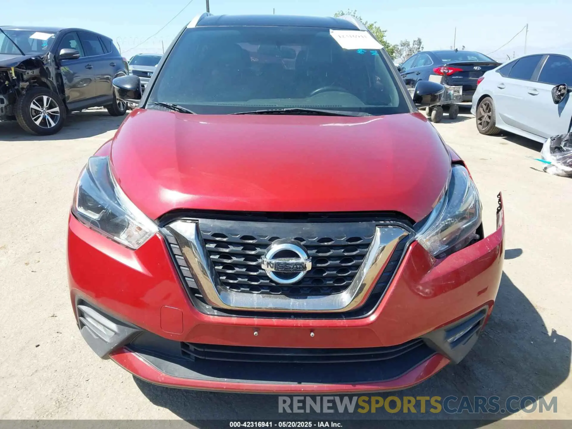 12 fotografías del automóvil dañado 3N1CP5CU5KL499178 NISSAN KICKS 2019
