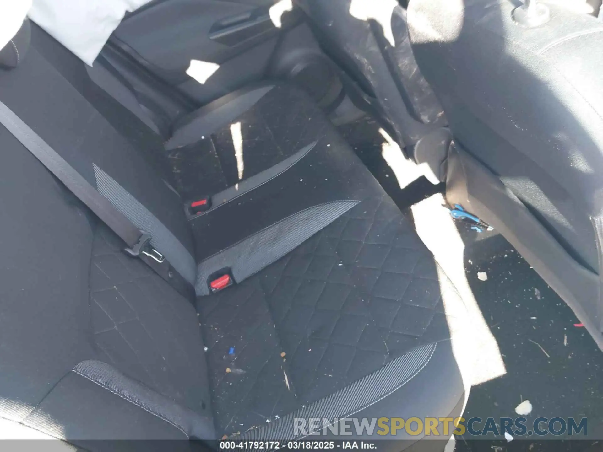 8 fotografías del automóvil dañado 3N1CP5CU5KL518375 NISSAN KICKS 2019