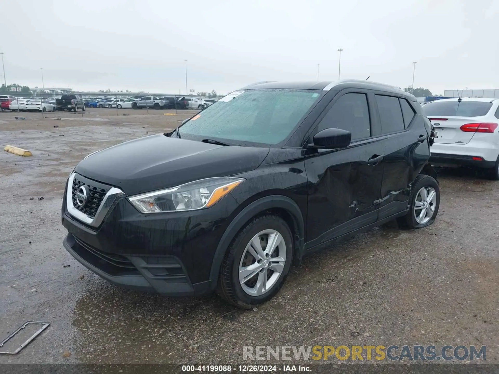 2 fotografías del automóvil dañado 3N1CP5CU5KL566104 NISSAN KICKS 2019
