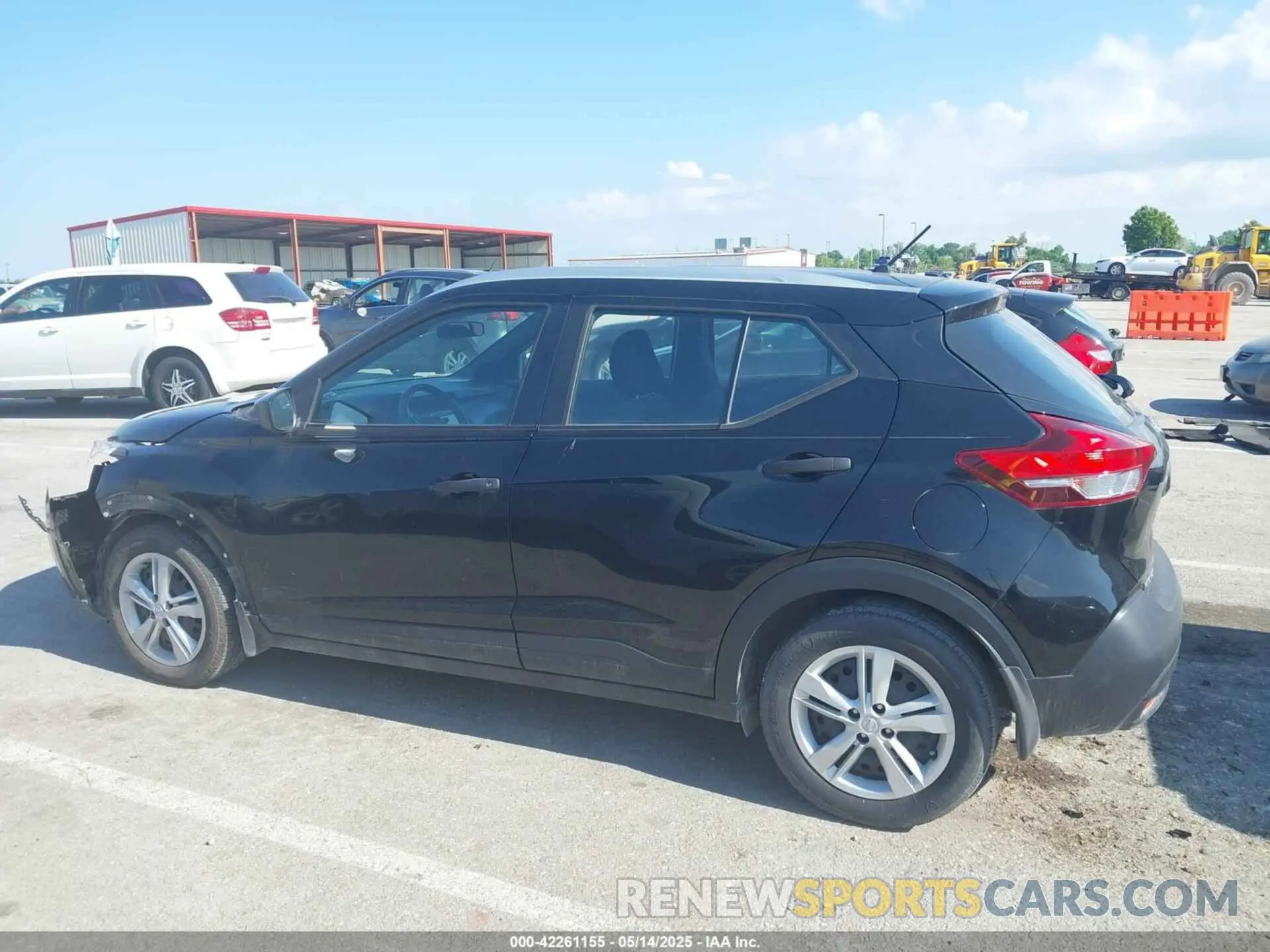 14 fotografías del automóvil dañado 3N1CP5CU6KL499111 NISSAN KICKS 2019