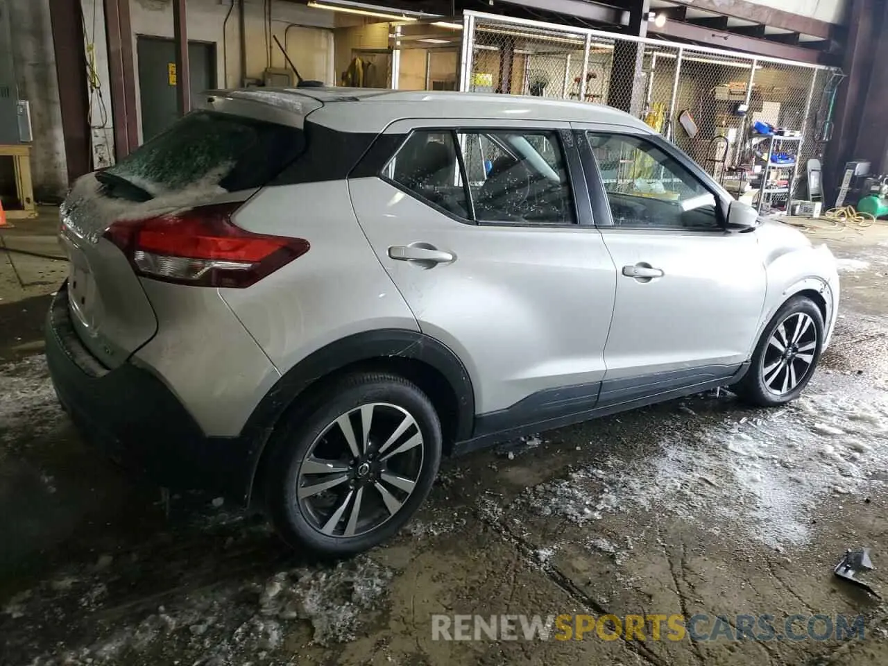 3 fotografías del automóvil dañado 3N1CP5CU6KL515887 NISSAN KICKS 2019