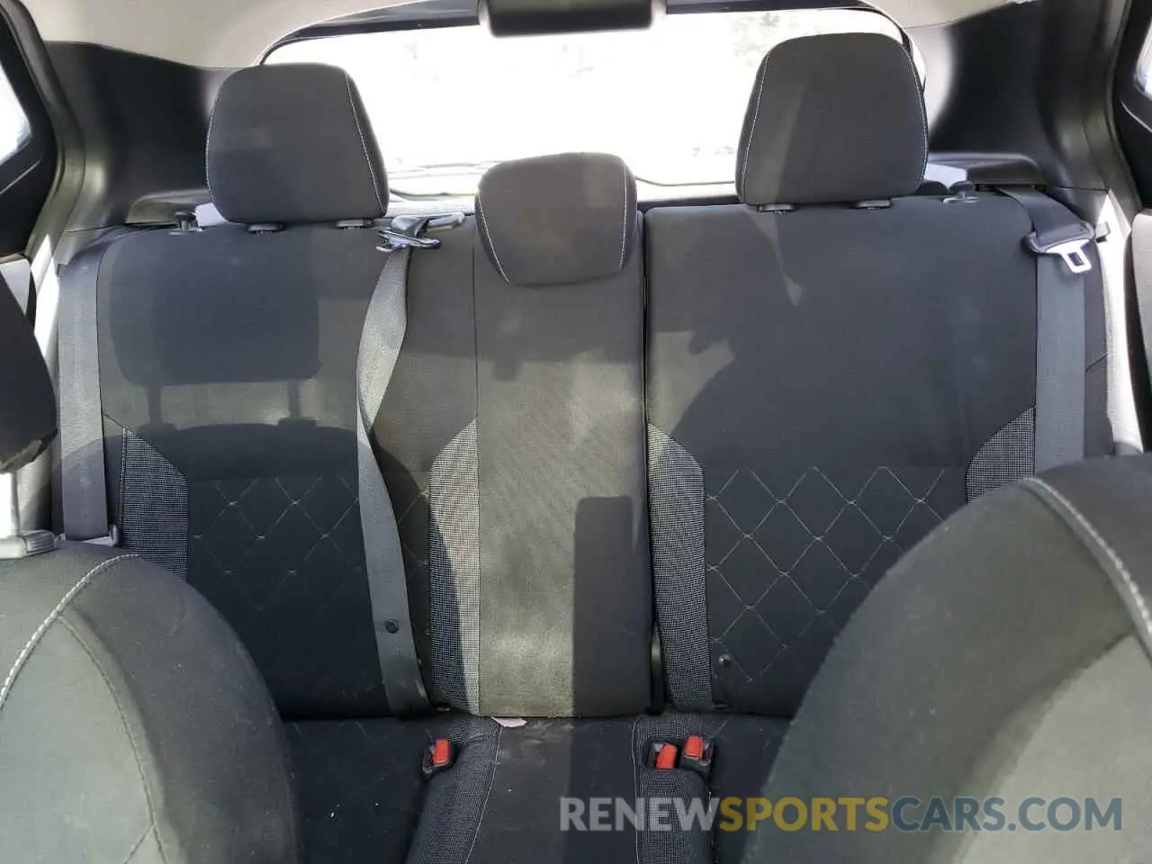 10 fotografías del automóvil dañado 3N1CP5CU6KL529630 NISSAN KICKS 2019