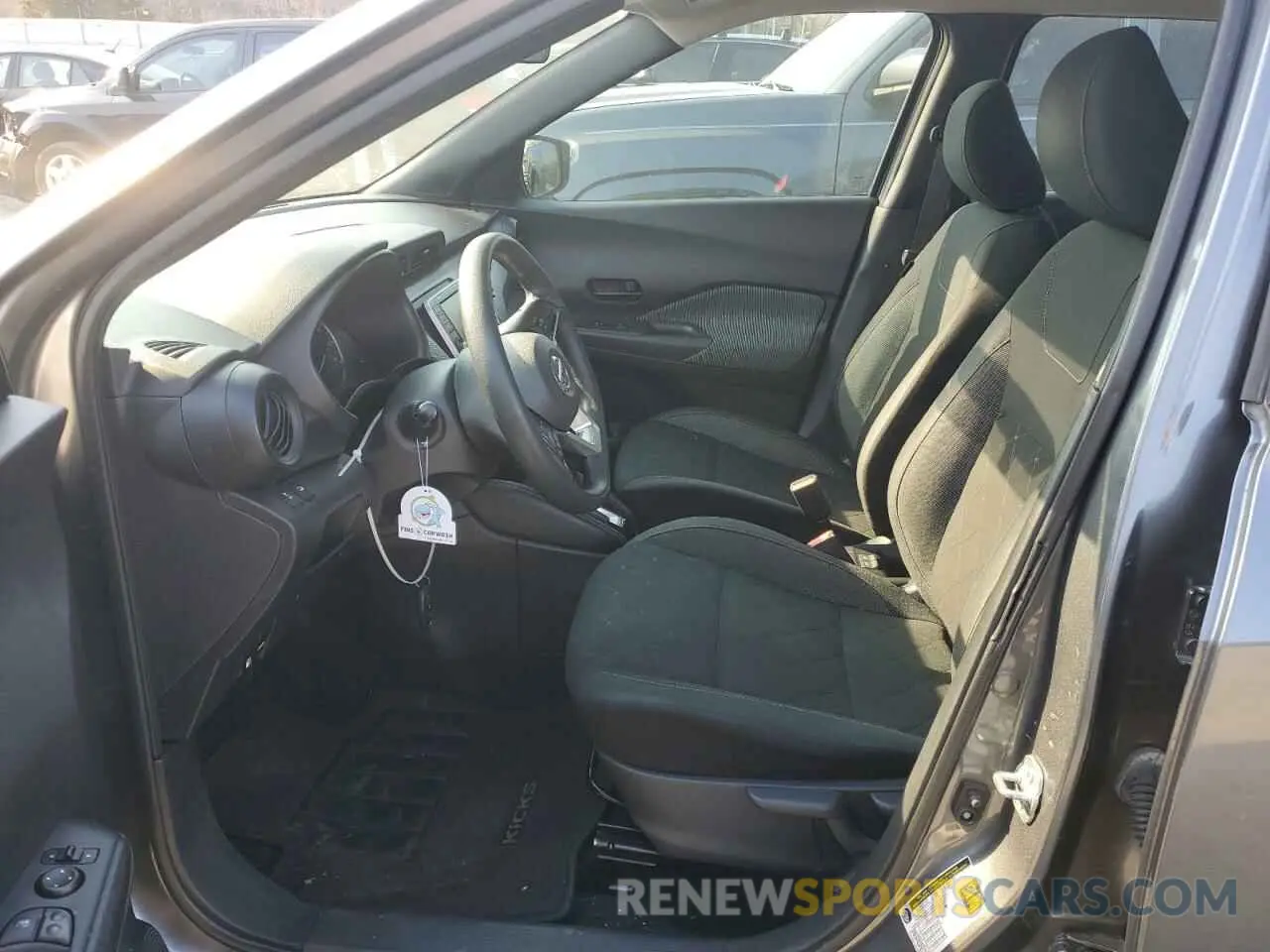 7 fotografías del automóvil dañado 3N1CP5CU6KL534679 NISSAN KICKS 2019