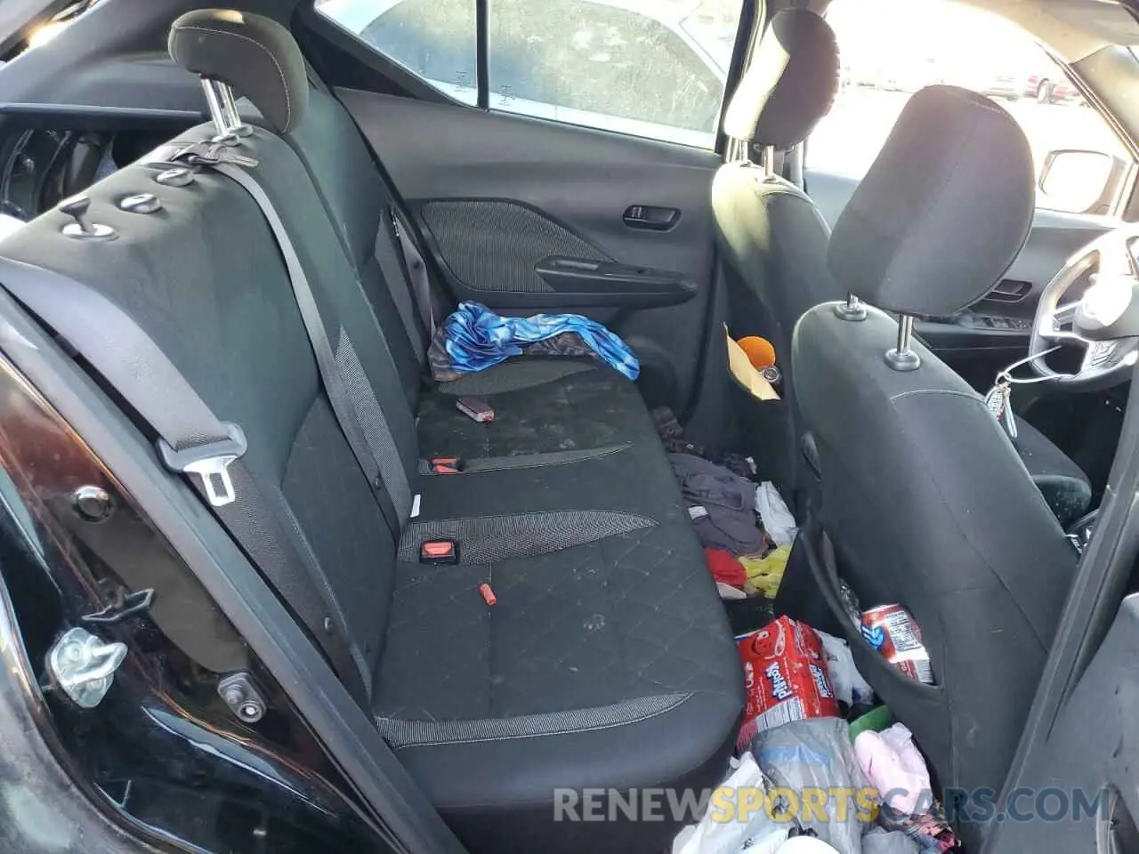 11 fotografías del automóvil dañado 3N1CP5CU6KL564779 NISSAN KICKS 2019