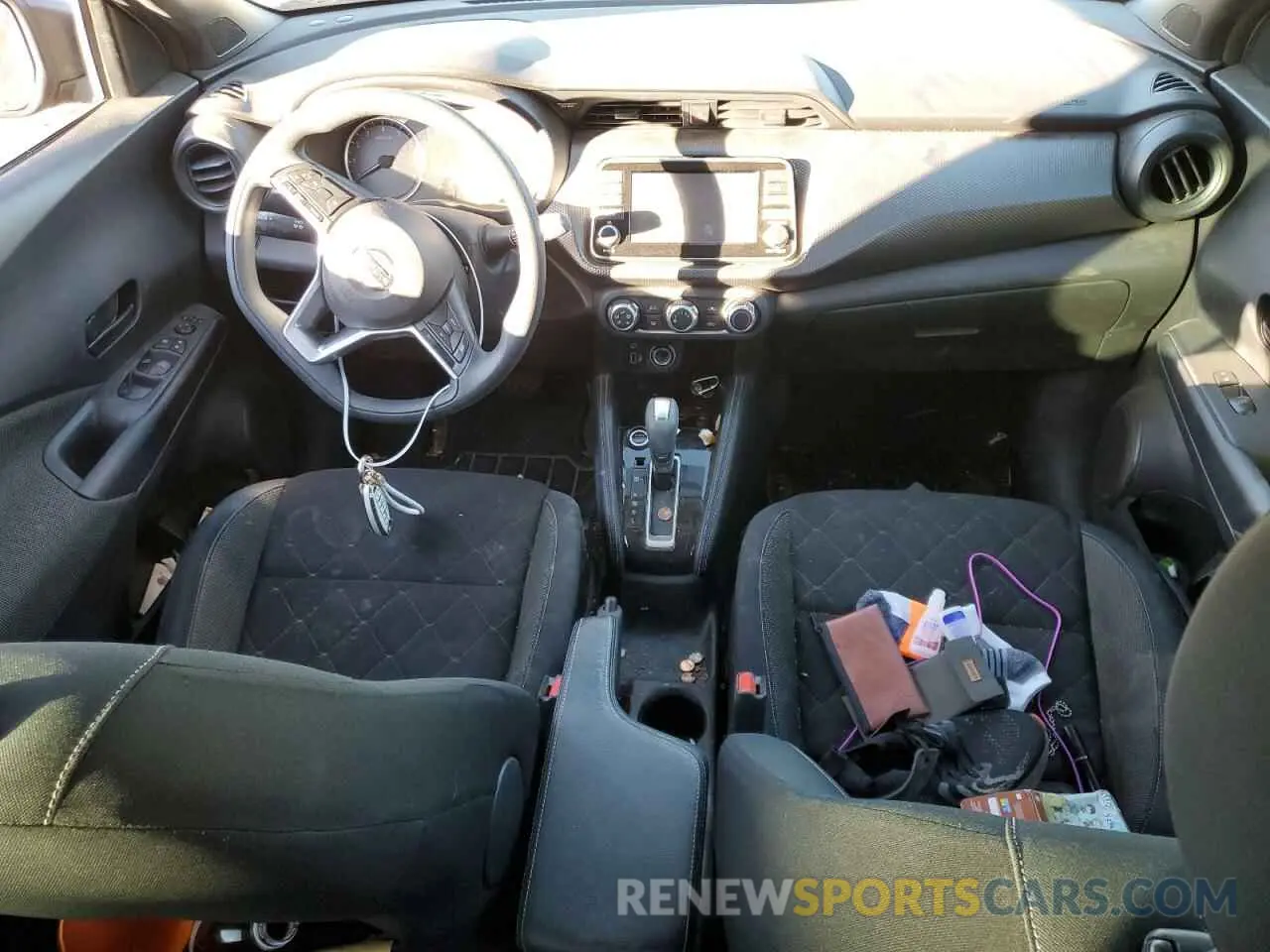 8 fotografías del automóvil dañado 3N1CP5CU6KL564779 NISSAN KICKS 2019