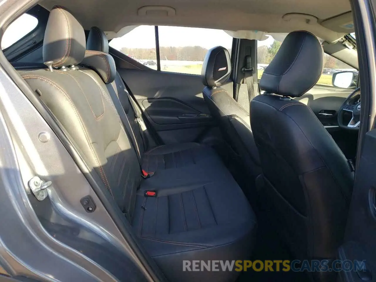 11 fotografías del automóvil dañado 3N1CP5CU7KL493060 NISSAN KICKS 2019