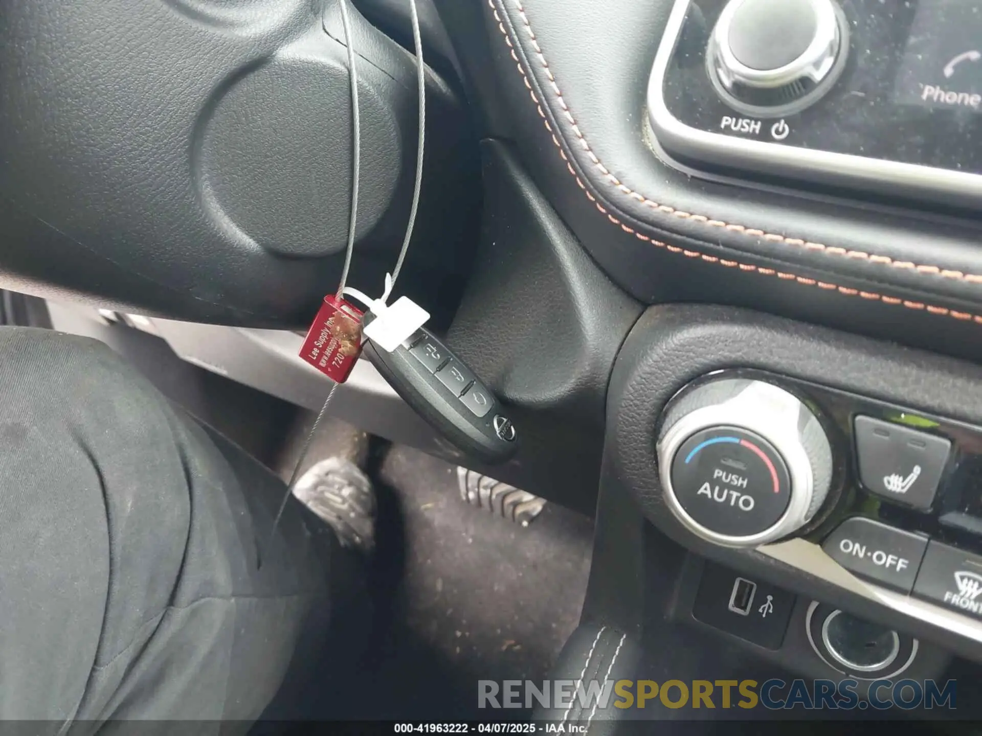 11 fotografías del automóvil dañado 3N1CP5CU7KL516157 NISSAN KICKS 2019