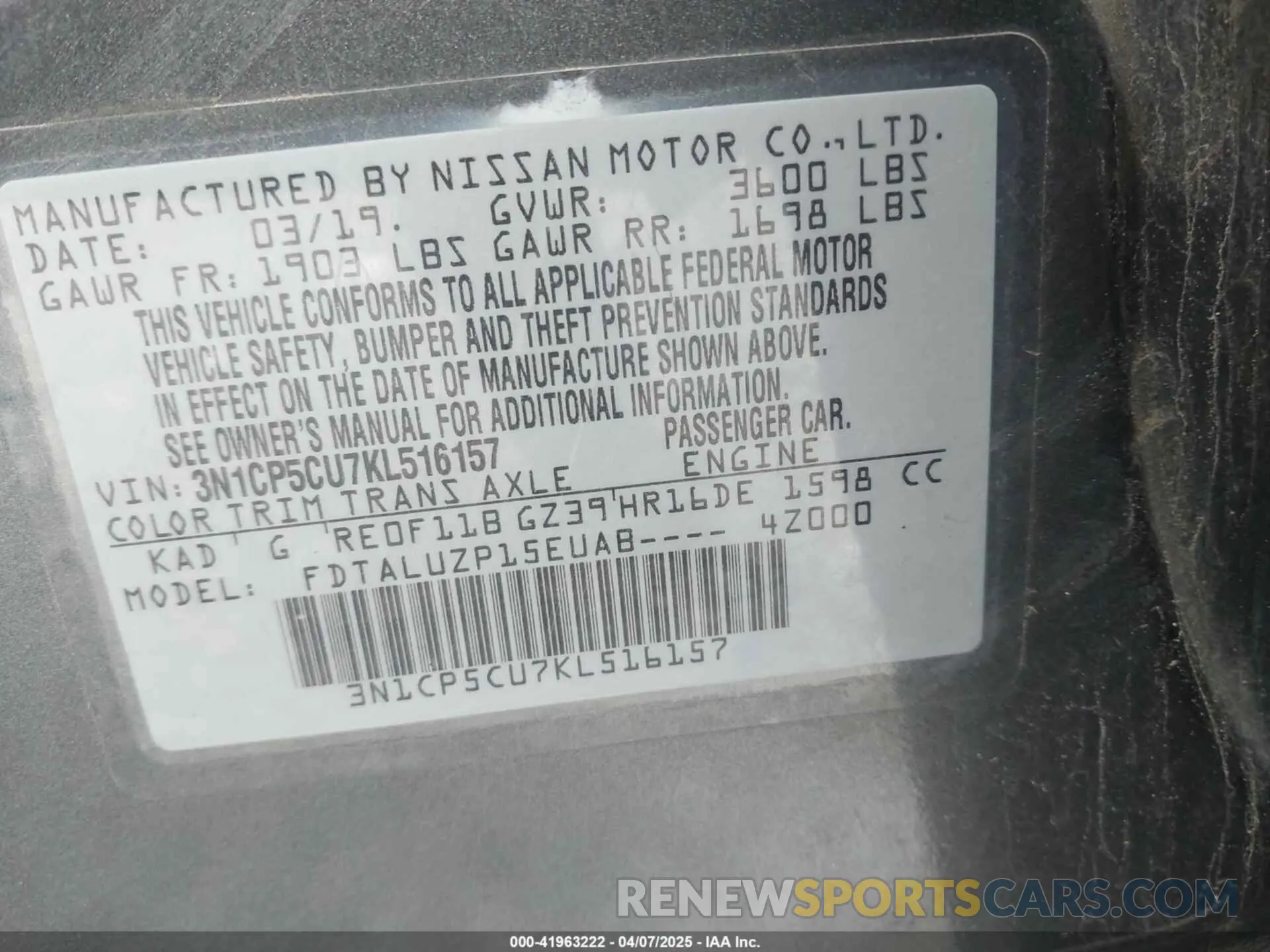 9 fotografías del automóvil dañado 3N1CP5CU7KL516157 NISSAN KICKS 2019
