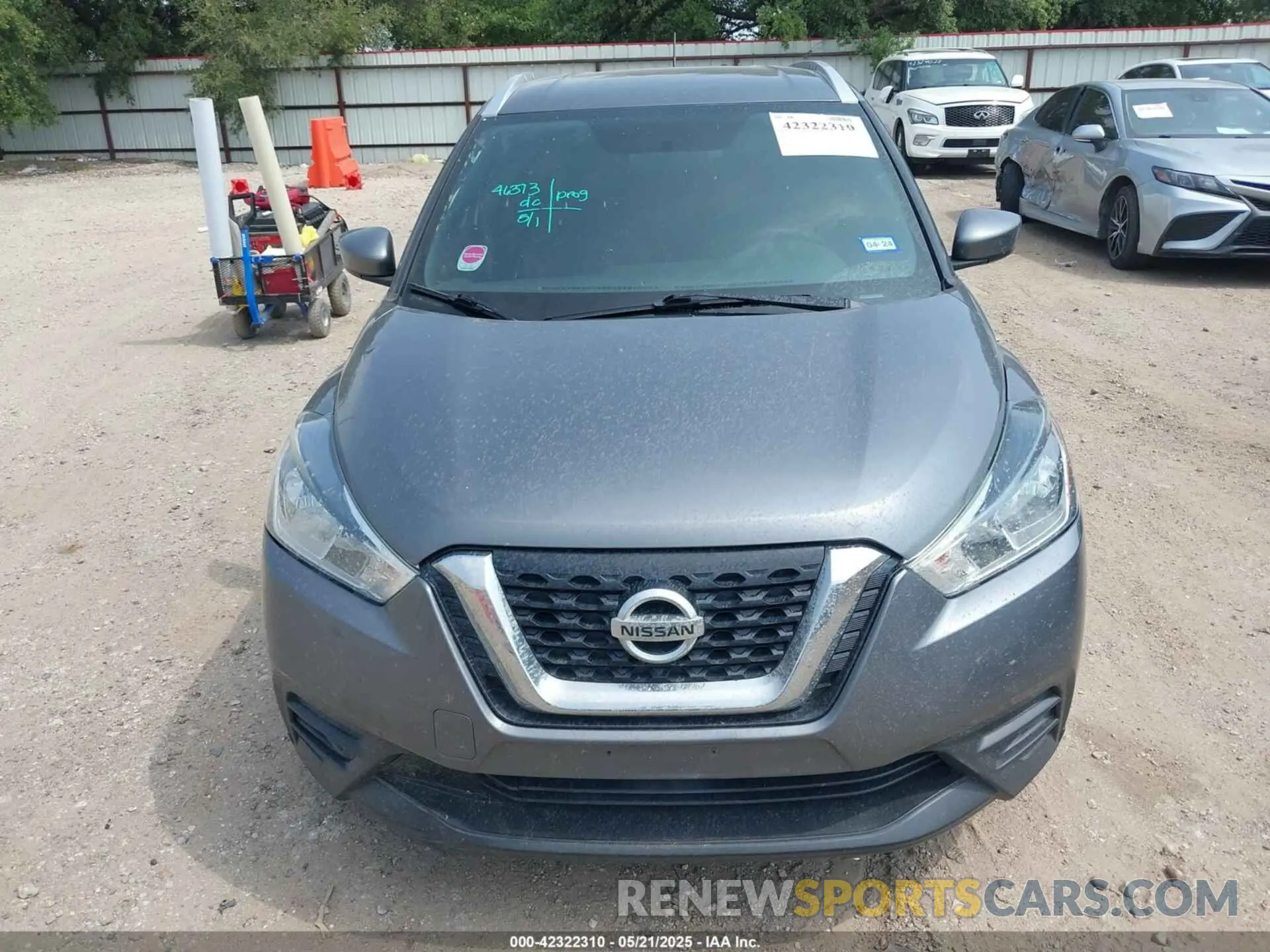 12 fotografías del automóvil dañado 3N1CP5CU7KL532455 NISSAN KICKS 2019