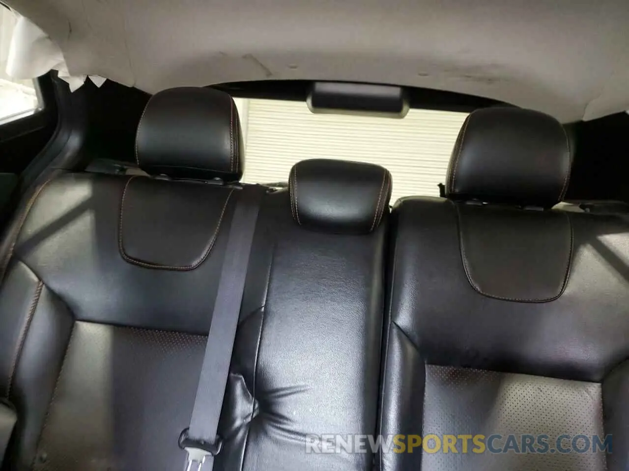 10 fotografías del automóvil dañado 3N1CP5CU7KL546372 NISSAN KICKS 2019