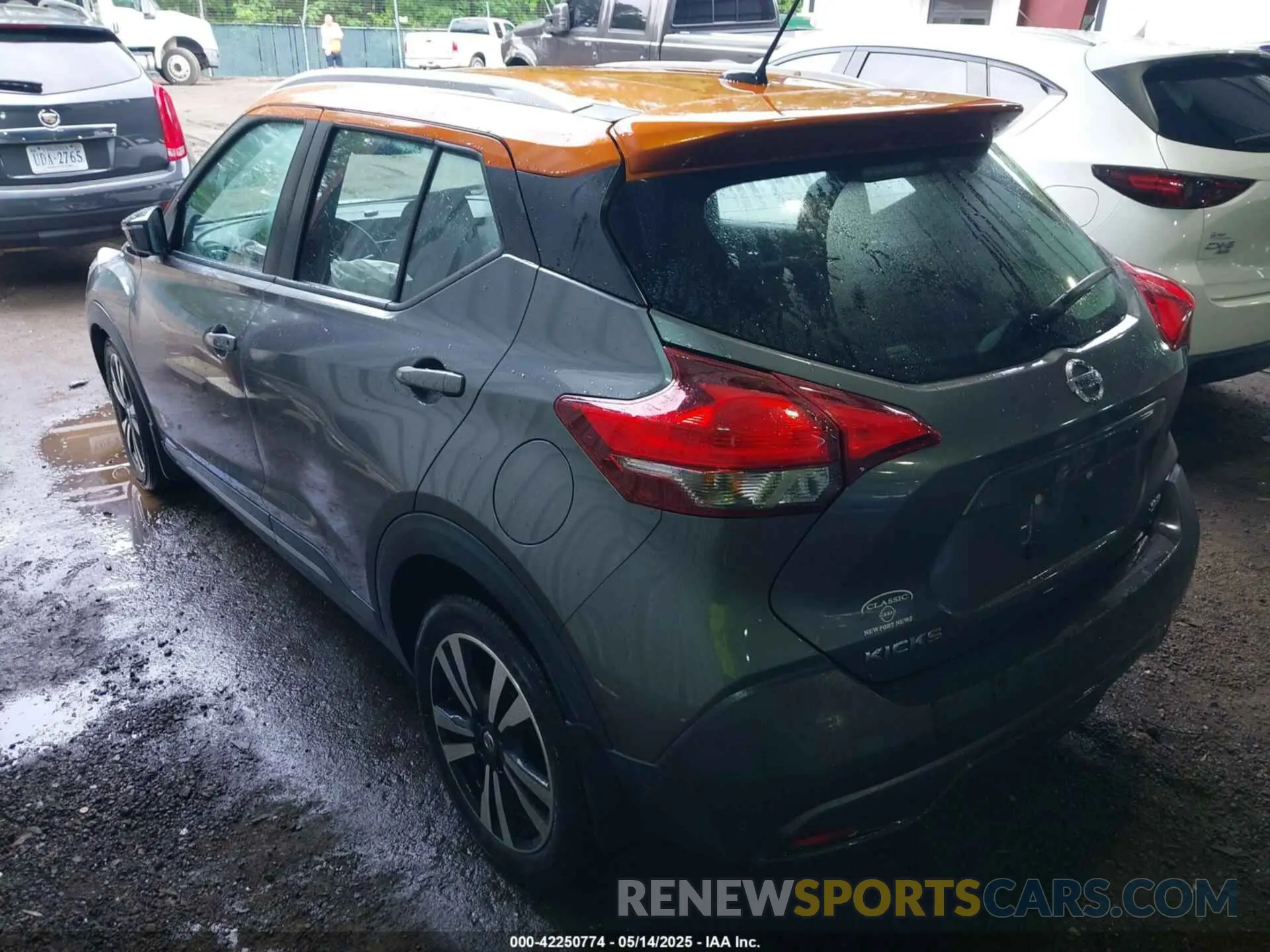 3 fotografías del automóvil dañado 3N1CP5CU7KL548543 NISSAN KICKS 2019