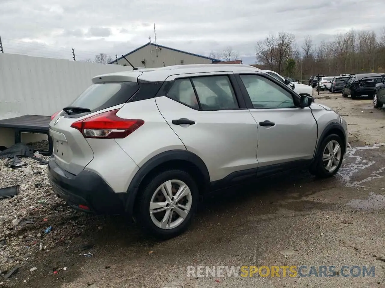 3 fotografías del automóvil dañado 3N1CP5CU8KL471004 NISSAN KICKS 2019