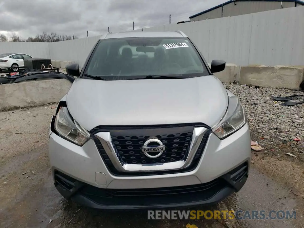 5 fotografías del automóvil dañado 3N1CP5CU8KL471004 NISSAN KICKS 2019