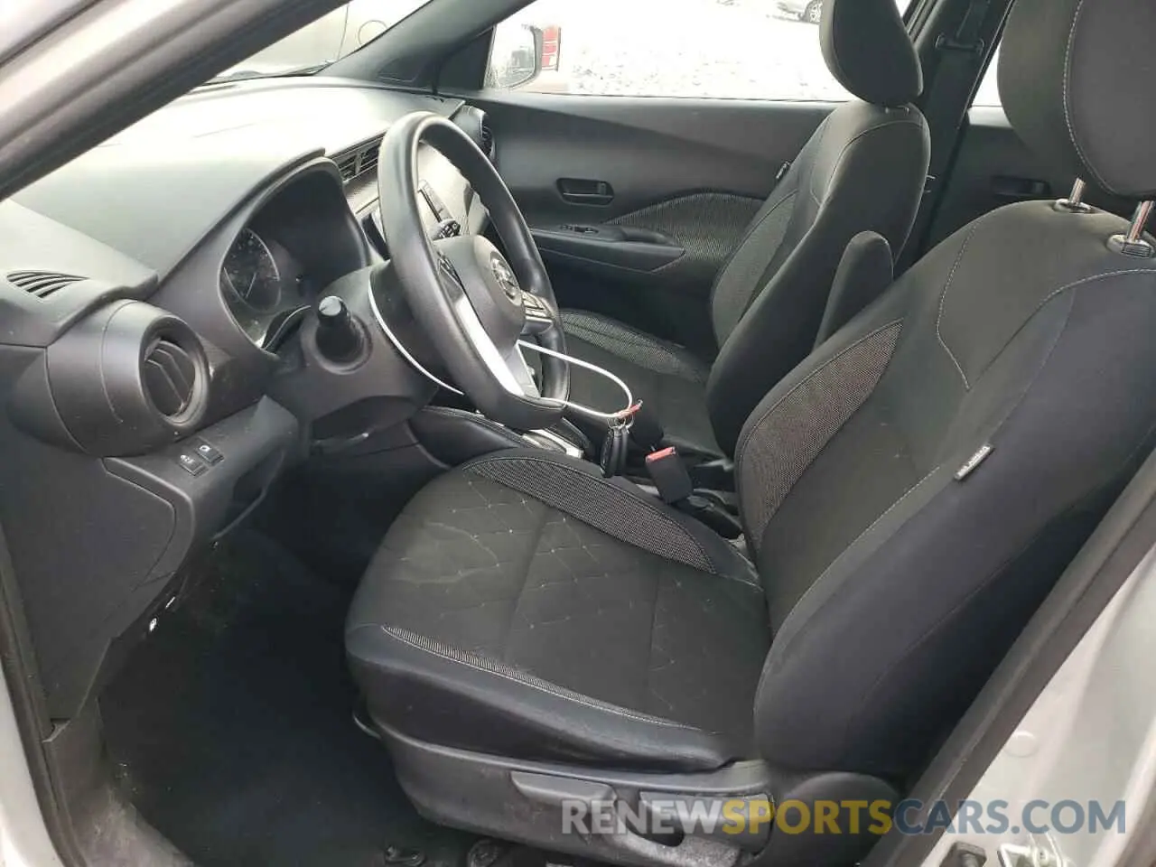 7 fotografías del automóvil dañado 3N1CP5CU8KL471004 NISSAN KICKS 2019