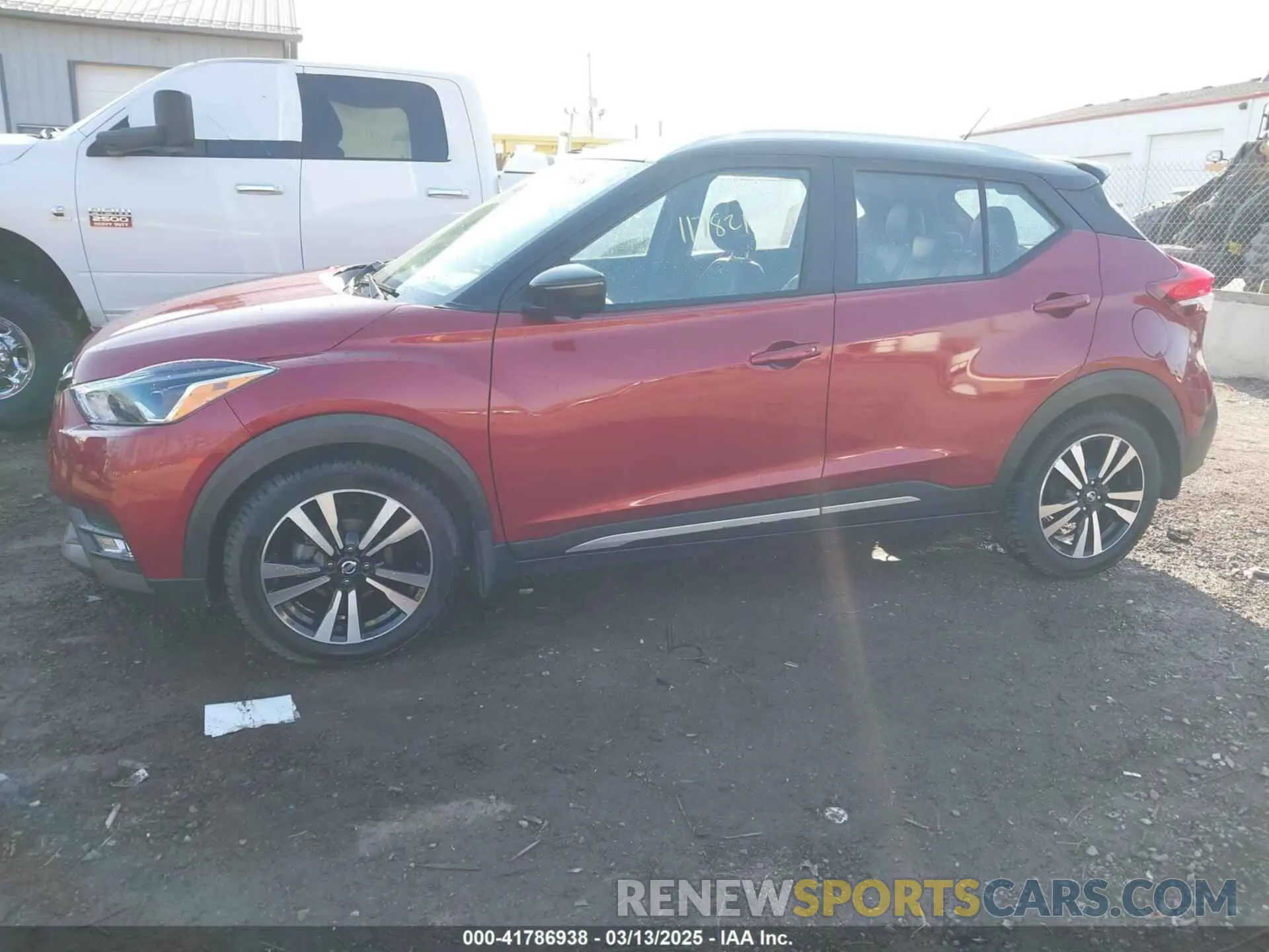 14 fotografías del automóvil dañado 3N1CP5CU8KL480351 NISSAN KICKS 2019