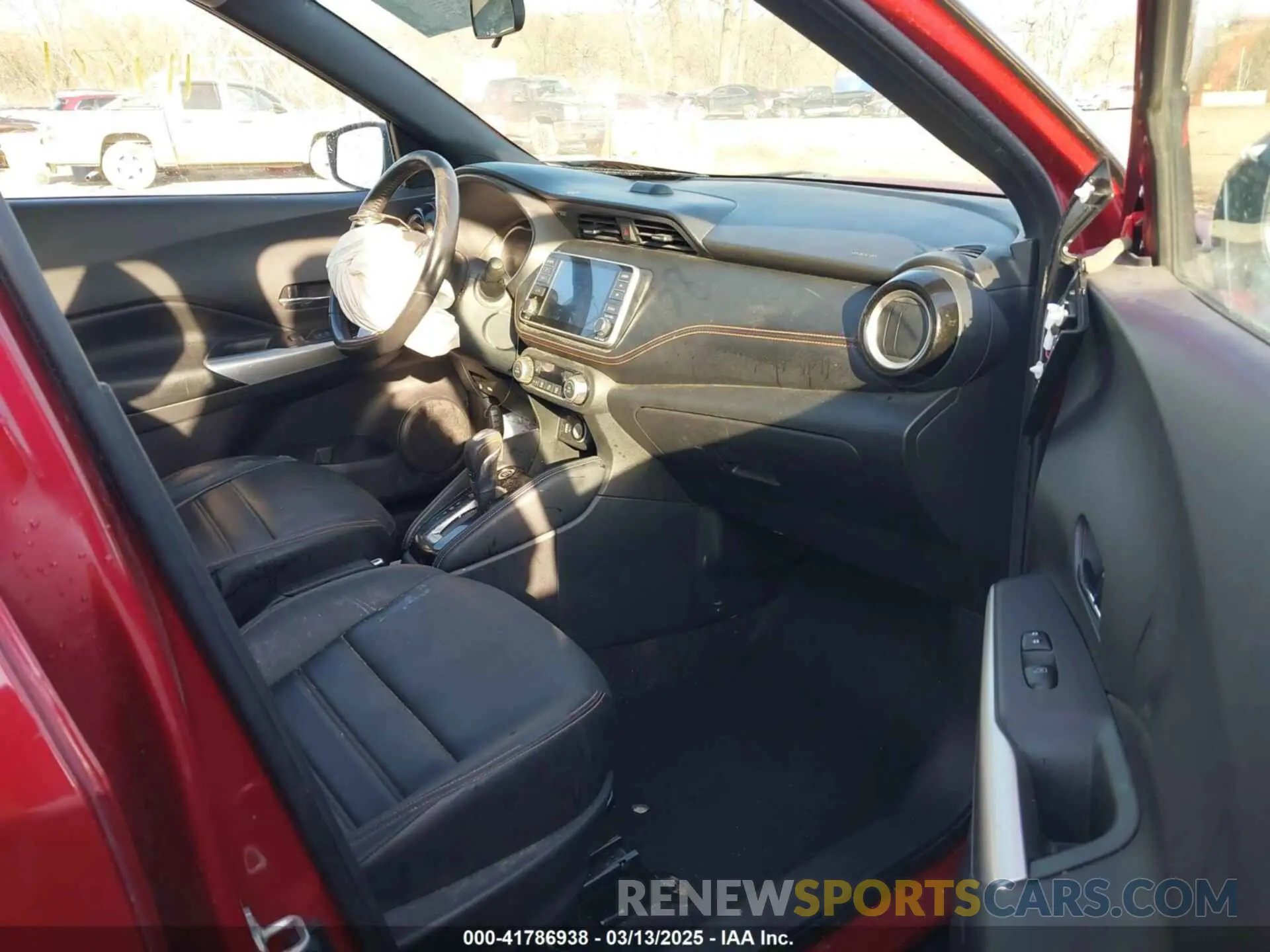 5 fotografías del automóvil dañado 3N1CP5CU8KL480351 NISSAN KICKS 2019