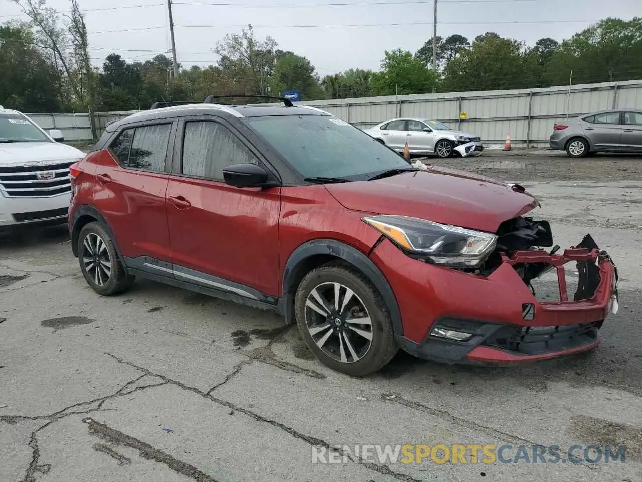 4 fotografías del automóvil dañado 3N1CP5CU8KL482701 NISSAN KICKS 2019