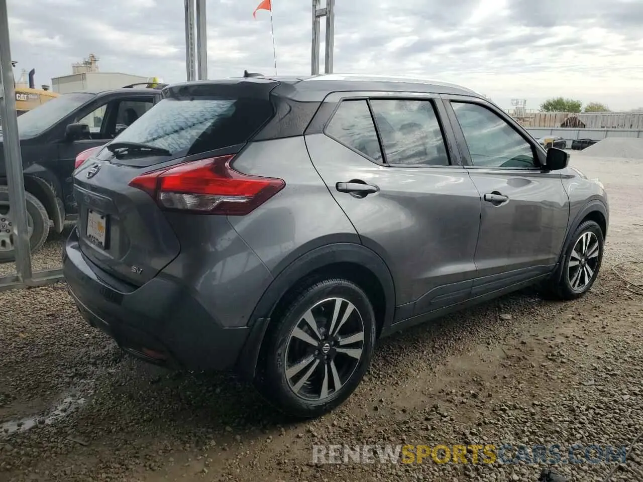 3 fotografías del automóvil dañado 3N1CP5CU8KL495433 NISSAN KICKS 2019