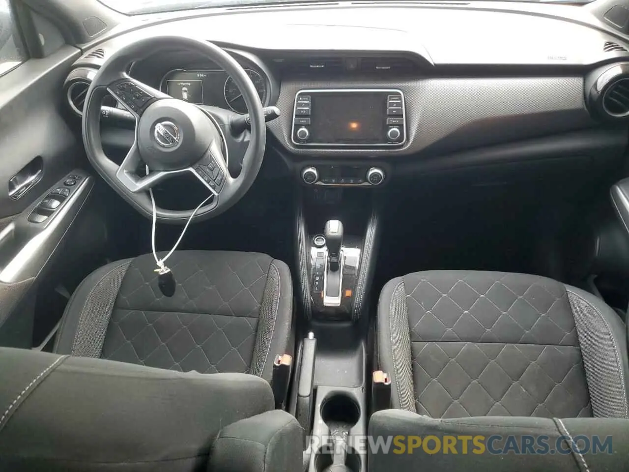 8 fotografías del automóvil dañado 3N1CP5CU8KL495433 NISSAN KICKS 2019